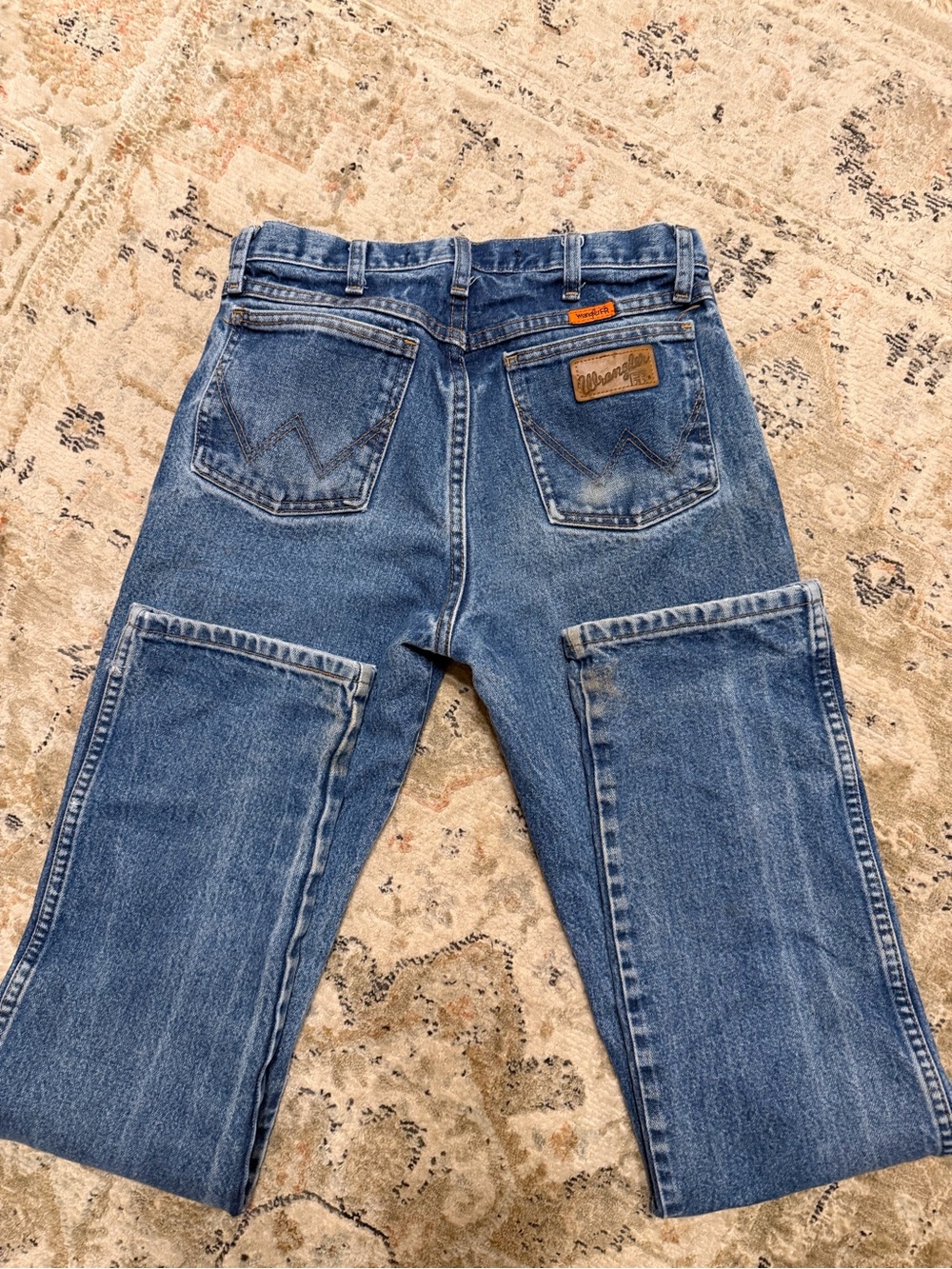 Wrangler FR Flame Resistance Men's Medium Blue Cowboy Cut Jeans - Picture 3 of 8